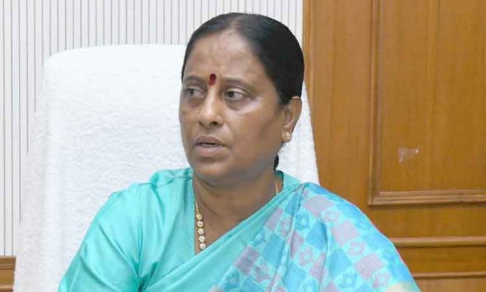 కొండా సురేఖను మంత్రి పదవి నుంచి తొలగించాలి.. కాంగ్రెస్ ఎమ్మెల్యేల డిమాండ్!