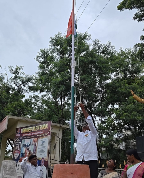 కొయ్యుర్ లో ఘనంగా స్వాతంత్ర్య దినోత్సవ వేడుకలు