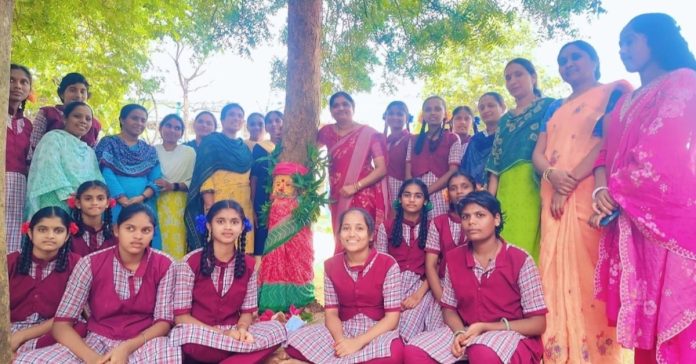 కేజిబీవిలో వృక్షాబంధన్ వేడుకలు