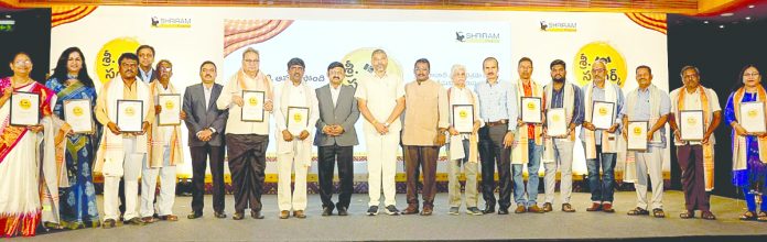 తెలంగాణ జౌళి రంగానికి చేయూత
