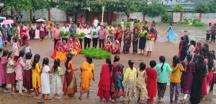 తండాల్లో తీజ్ సంబురం.!