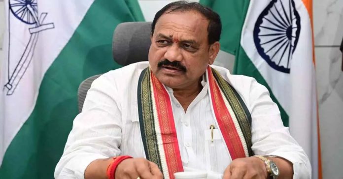 పార్టీకి వ్యతిరేకంగా మాట్లాడితే క్రమశిక్షణ చర్యలు: మహేశ్కుమార్గౌడ్