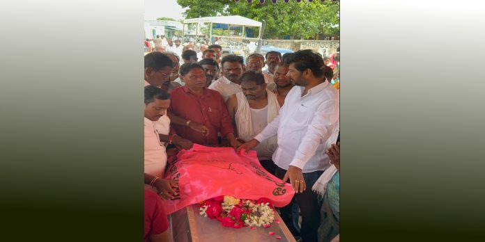 మాజీ సర్పంచ్ సోమన్న మృతి బాధాకరం