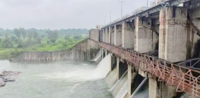 Minor inflow into the Kaulas Nala Project.