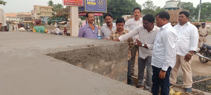 వినూత్నంగా స్వాతంత్ర్య దినోత్సవ వేడుకలు