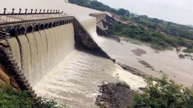 జూరాలకు పెరుగుతున్న వరద ఉధృతి