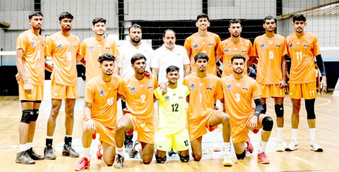 బ్లాక్హాక్స్ జట్టులో
నలుగురు తెలుగోళ్లు