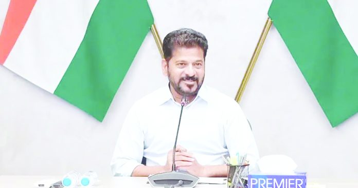 నల్ల చెరువు పునరుజ్జీవంలో హైడ్రా అహర్నిశలు కృషి