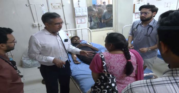 గుజరాత్ లో కల్తీ మద్యం తాగి 8మంది మృతి