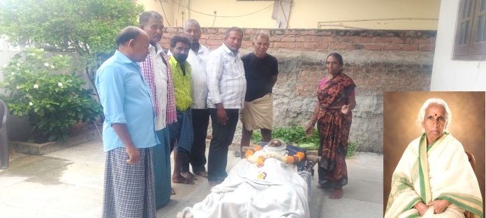 సీపీఐ (ఎం) సీనియర్ నాయకురాలు కారుపోతుల కాంతమ్మ మృతి