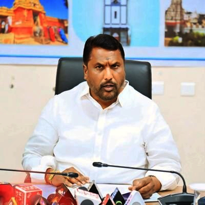 మేడిగడ్డను కూల్చి…
ఇప్పుడు గోదావరిపై రాజకీయాలా?