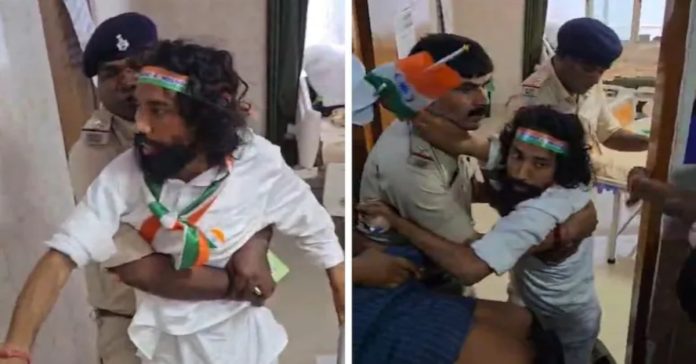 Tiranga rally in Ranchi: Police stop Devendra Nath Mahato.