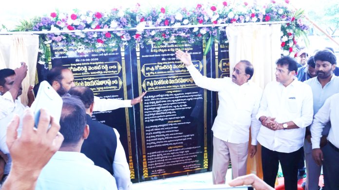రహదారులతోనే పరిశ్రమల విస్తరణ