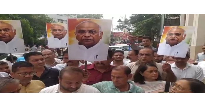 Congress protest in Uttarakhand