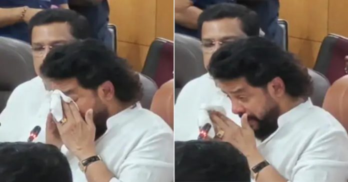 మంత్రి పదవికి బి. నాగేంద్ర రాజీనామా