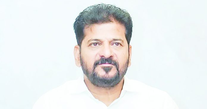 పాతబస్తీ మెట్రో పనుల్లో వేగం పెంచాలి