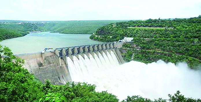 జల వివాదాలపై కేంద్రం చోద్యం
