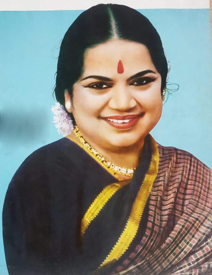 ఎం.ఎల్. వసంతకుమారి ఒక విషాద స్వర విపంచి గానం