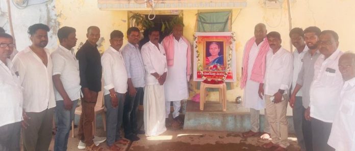 మారేపల్లి నందమ్మకు ఘన నివాళి