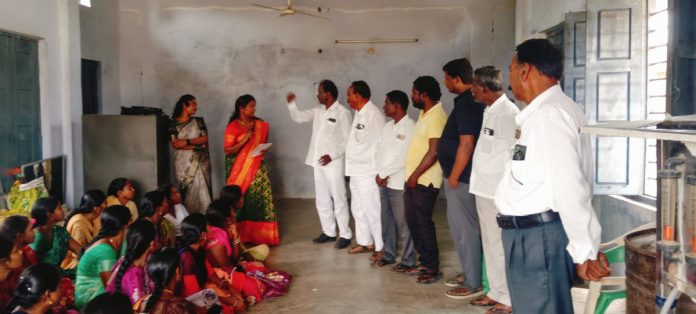 ఉచిత కుట్టు మిషన్ కార్యక్రమం ప్రారంభం