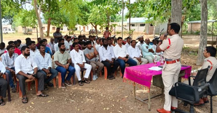 శాంతియుత వాతావరణంలో గణేష్ ఉత్సవాలు నిర్వహించాలి