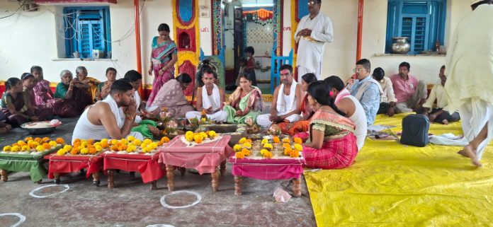 కొలువుదీరిన గణనాథుడు
