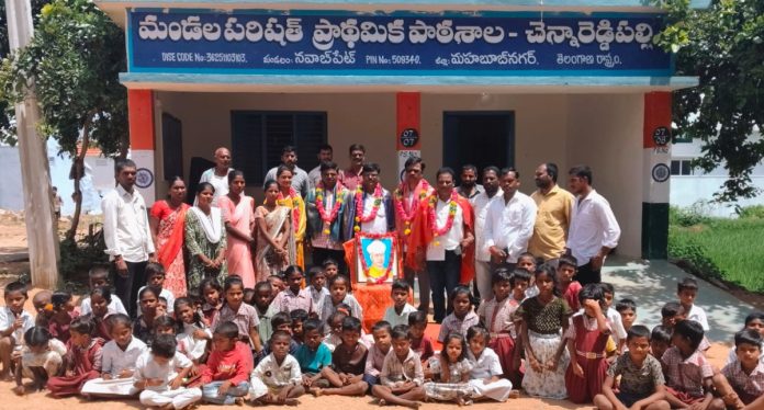 ఉపాధ్యాయులకు ఘన సన్మానం