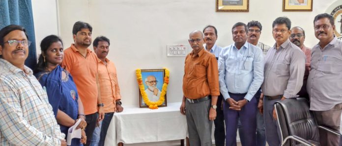 సింగరేణి జీఎం కార్యాలయంలో ‘కాళోజీ’ జయంతి