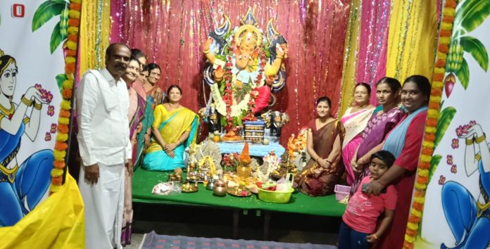 ఉమ్మడి కుటుంబ వ్యవస్థకు ప్రతిరూపంగా
