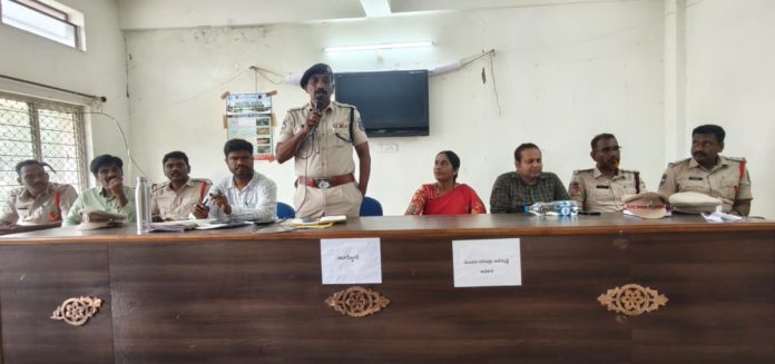 ప్రశాంత వాతావరణంలో గణేష్ ఉత్సవాలు జరుపుకోవాలి