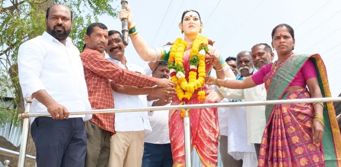 దొరల గుండెల్లో విప్లవాగ్ని.. చాకలి ఐలమ్మ!