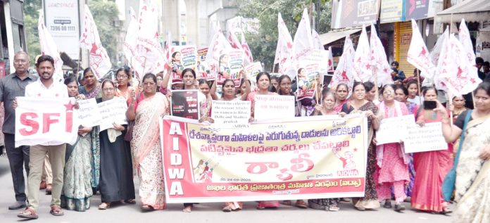 బీజేపీ పాలిత రాష్ట్రాల్లోనే లైంగికదాడులు ఎక్కువ Sexual assaults are higher in BJP-ruled states.
