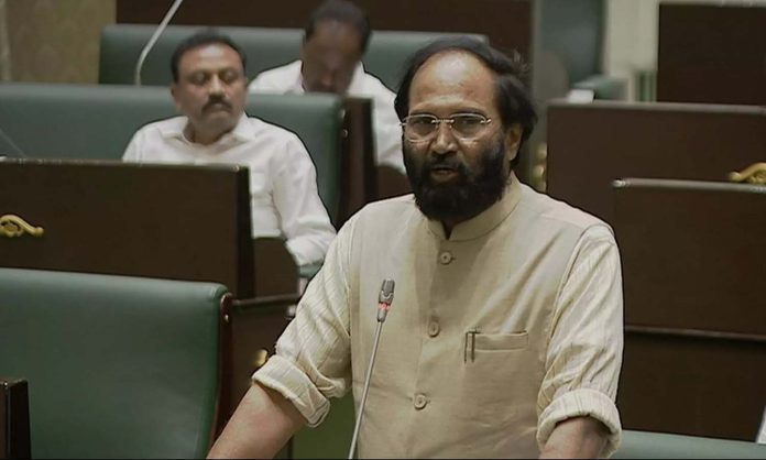 తెలంగాణలో ఎన్లినో పరిస్థితి తీవ్రంగా ఉంది: మంత్రి ఉత్తమ్