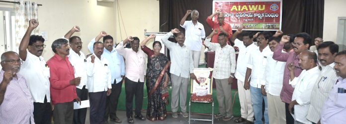 భూముల కబ్జా కోసమే సాయుధ పోరాటానికి మతం రంగు