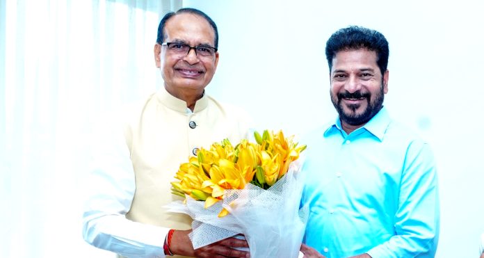 9.56 లక్షల ఇండ్లు కేటాయించండి