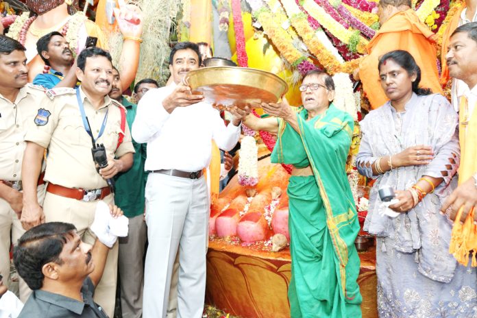 ప్రశాంతంగా గణేష్ నిమజ్జనానికి ఏర్పాట్లు పూర్తి