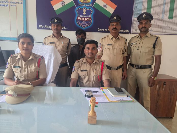 యువత గంజాయి, డ్రగ్స్ వ్యసనాలకు అలవాటు పడొద్దు..