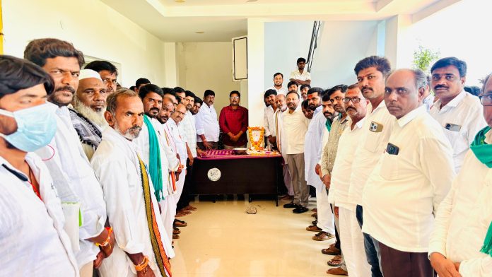 జుక్కల్ ఎమ్మెల్యే క్యాంపు కార్యాలయంలో వైఎస్ఆర్ జయంతి వేడుకలు