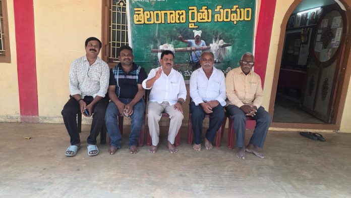 రూ.500 కోట్ల ఆయిల్ఫెడ్ స్థలం విక్రయమా?