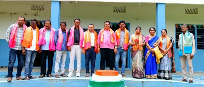 Teachers' Day Celebrated Grandly at Peddathundla High School