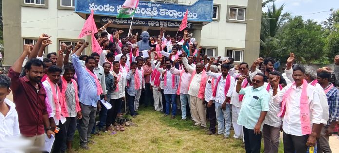 కేటీఆర్ అరెస్టుకు నిరసనగా బీఆర్ఎస్ శ్రేణుల్లో ఆందోళన
