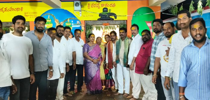 అంగరంగ వైభవంగా బీరప్ప బోనాలు