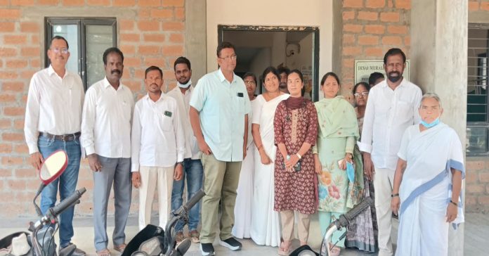 అమరచింత పీహెచ్ సిని సందర్శించిన డీఎంహెచ్ఓ భాస్కర్ నాయక్