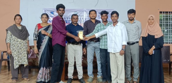 పర్యాటక దినోత్సవ పోటీల్లో తాడిచర్ల కళాశాల విద్యార్థుల ప్రతిభ