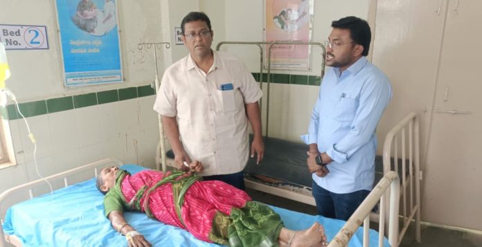 తిప్పడంపల్లి పీహెచ్సీని తనిఖీ చేసిన డీఎంహెచ్ఓ