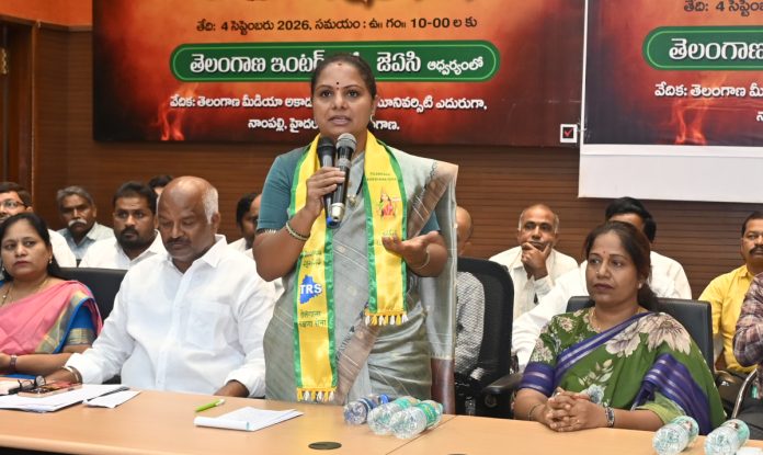 ఇంటర్ విద్యను తీసేస్తే ఊరుకోం