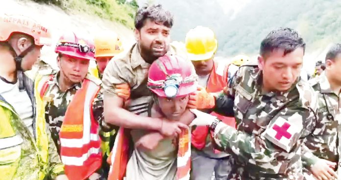 మృత్యుంజయులు…!