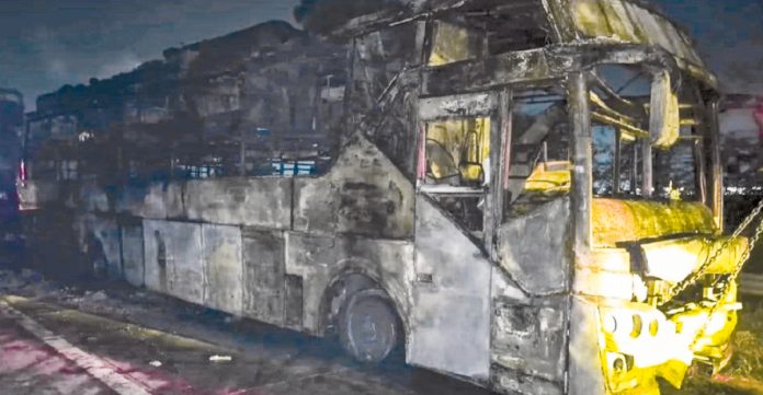 యూపీలో ఘోర బస్సు ప్రమాదం Horrific bus accident in UP