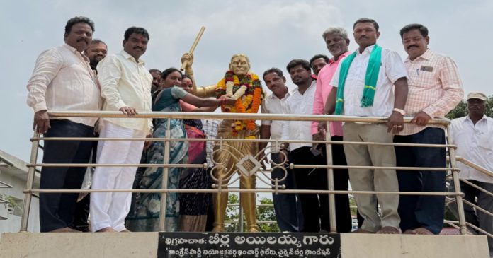 మున్సిపల్ కార్యాలయంలో ఐలమ్మ వర్ధంతి వేడుకలు