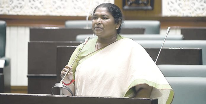 కేంద్రం నిధులు రెండేండ్లుగా బంద్